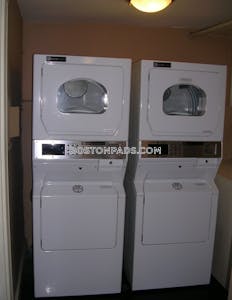 Back Bay Apartment for rent 3 Bedrooms 1 Bath Boston - $3,150