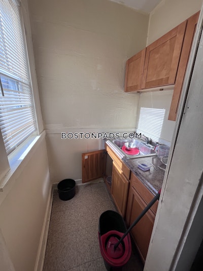 Dorchester Apartment for rent 2 Bedrooms 1 Bath Boston - $2,400