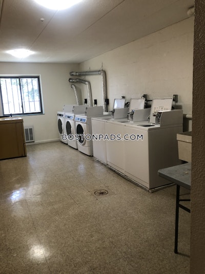 Quincy 2 bedroom 1 baths in QUINCY  Quincy Center - $2,300