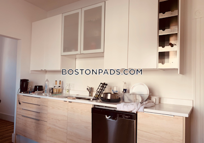 Dorchester/south Boston Border Apartment for rent 4 Bedrooms 1 Bath Boston - $3,400