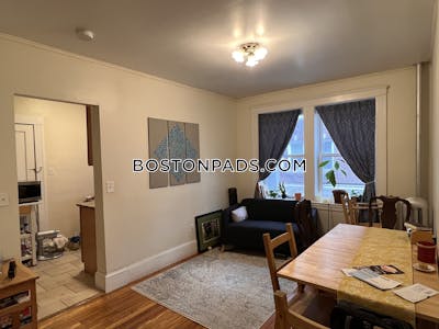 Somerville Apartment for rent 1 Bedroom 1 Bath  Winter Hill - $2,550 No Fee
