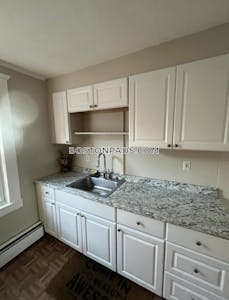 Salem Apartment for rent 3 Bedrooms 1 Bath - $3,300