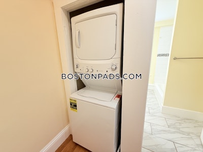 Framingham Apartment for rent 3 Bedrooms 1 Bath - $3,200 No Fee