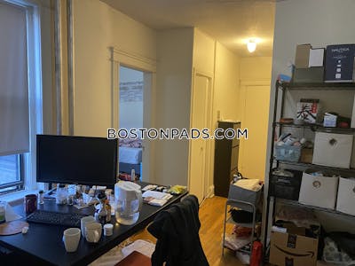 Allston Apartment for rent 1 Bedroom 1 Bath Boston - $2,750 No Fee