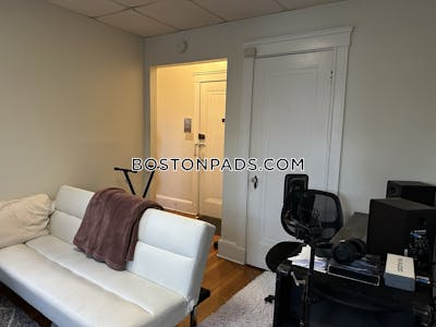 Medford Apartment for rent 1 Bedroom 1 Bath  Wellington - $1,850 No Fee