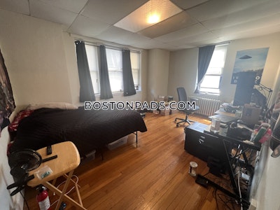 Medford Apartment for rent 1 Bedroom 1 Bath  Wellington - $1,725
