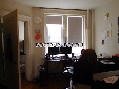 Fenway/kenmore Apartment for rent 1 Bedroom 1 Bath Boston - $3,250 No Fee