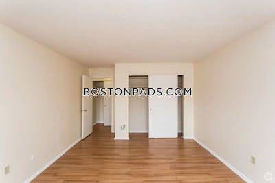 Milford Apartment for rent 2 Bedrooms 1 Bath - $2,400