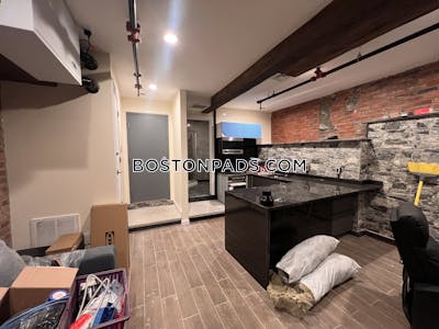 Brookline 1 Bed Allston  Boston University - $3,200