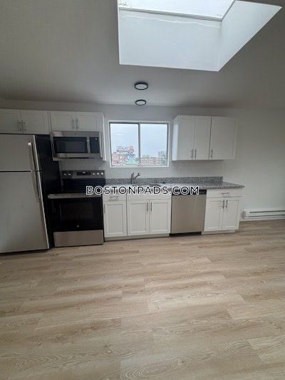 Allston 3 bedroom 1 baths in BOSTON Boston - $3,600 No Fee