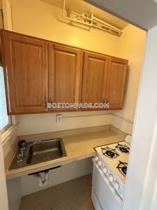 Fenway/kenmore Apartment for rent Studio 1 Bath Boston - $2,250 50% Fee