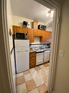 Brookline Apartment for rent 1 Bedroom 1 Bath  Coolidge Corner - $2,500 No Fee