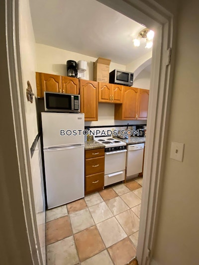 Brookline Apartment for rent 1 Bedroom 1 Bath  Coolidge Corner - $2,500 No Fee