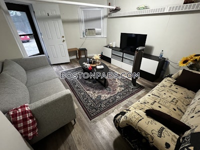 Brookline 1 Bed 1 Bath  Washington Square - $2,295 No Fee