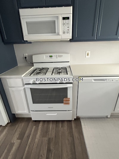 Lynn Apartment for rent 2 Bedrooms 1 Bath - $2,195 No Fee