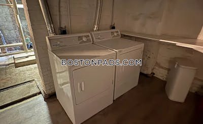 Beacon Hill Studio 1 Bath Boston - $3,100 No Fee