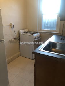 Fenway/kenmore Apartment for rent Studio 1 Bath Boston - $3,250 50% Fee