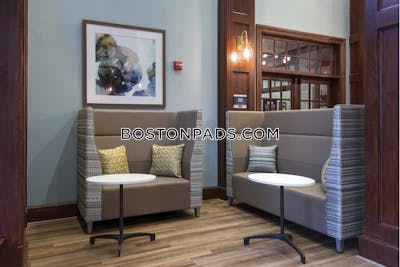 Foxborough Apartment for rent 1 Bedroom 1 Bath - $2,581