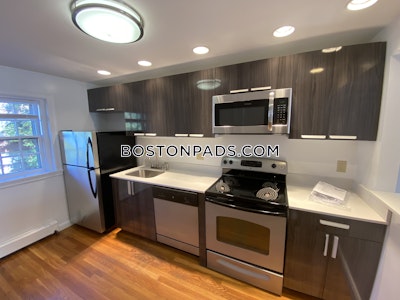 Newton 2 Bed 1 Bath on Wyman St in NEWTON  Waban - $3,250